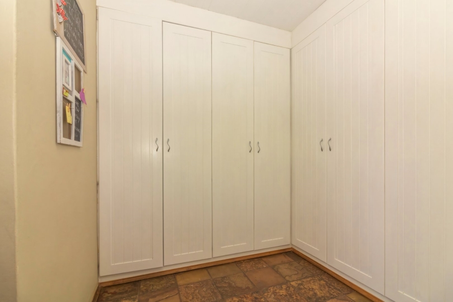 4 Bedroom Property for Sale in Kroonstad Rural Free State